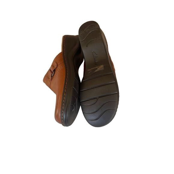 Clarks Womens Brown Slip On Round Toe Leather Upper Clogs Size 7.5M - Picture 4 of 7